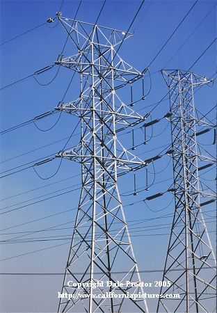 picture of high tension lines at steel towers, California commercial utilities, industry